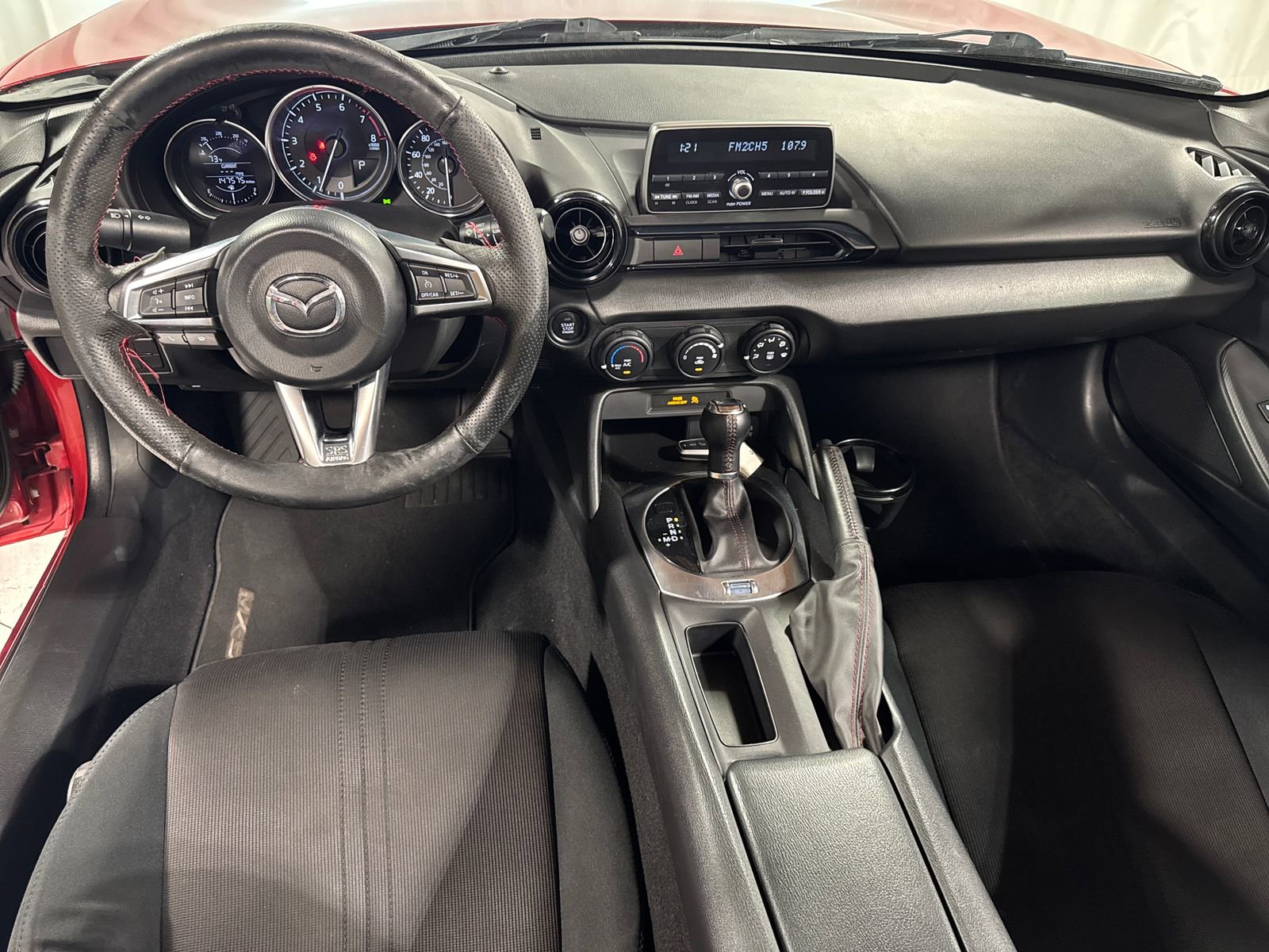 Used 2017 MAZDA MX-5 Miata Sport RWD image 4