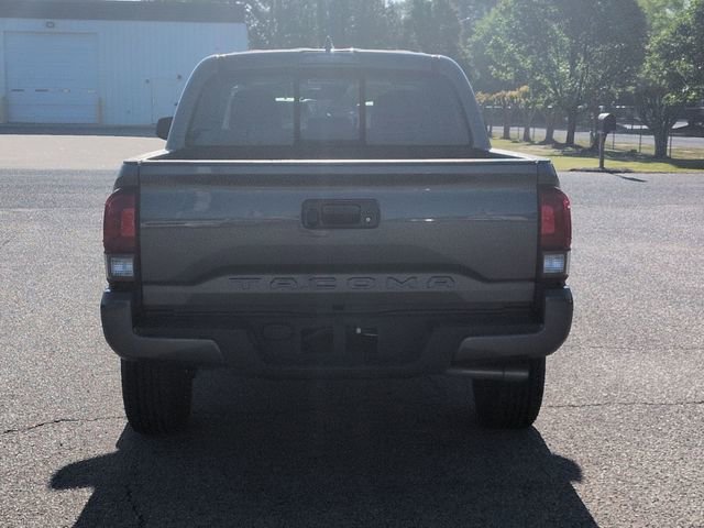 Used 2020 Toyota Tacoma SR w/ SR Convenience Package RWD image 4