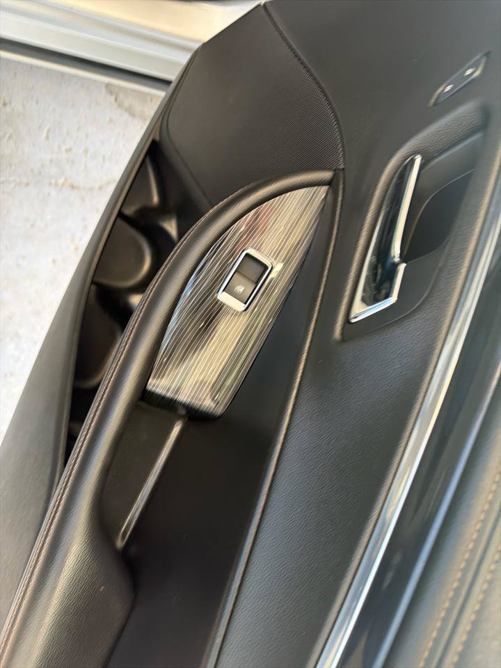 Used 2016 Chevrolet Impala LT w/ Convenience Package FWD image 18