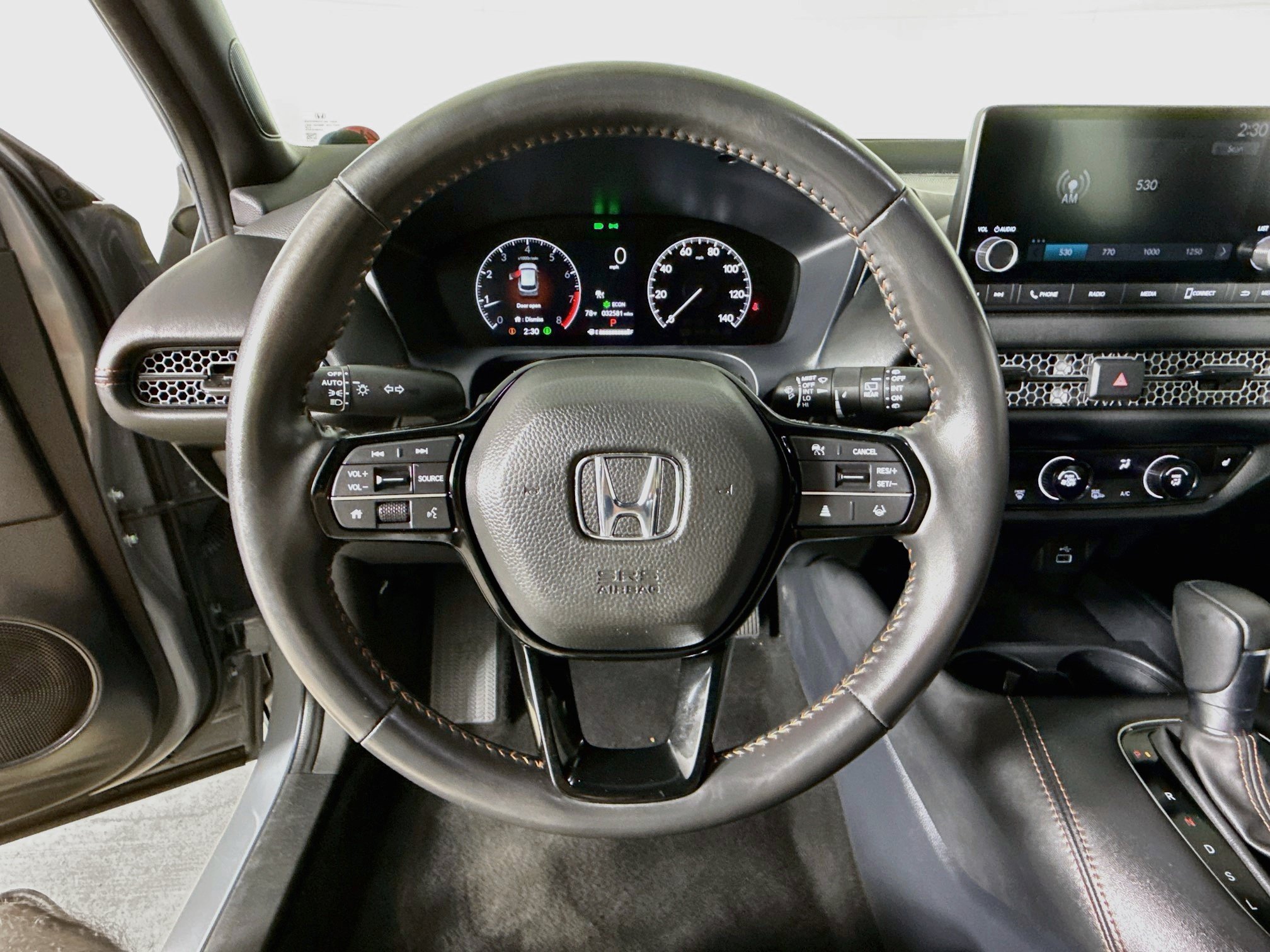 Used 2025 Honda HR-V Sport image 11