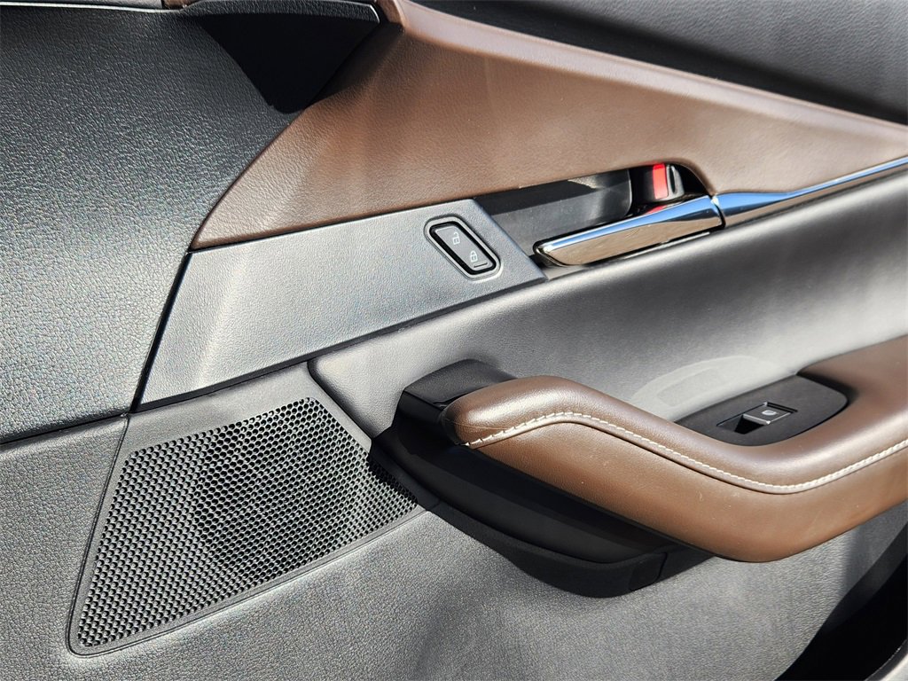 Used 2022 MAZDA CX-30 AWD 2.5 S w/ Premium Package image 20