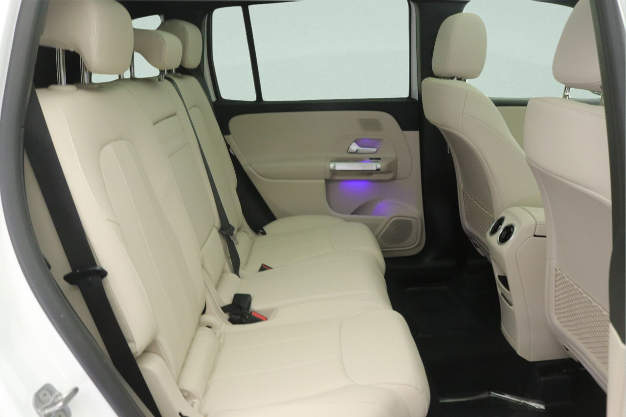 New 2026 Mercedes-Benz GLB 250 image 8