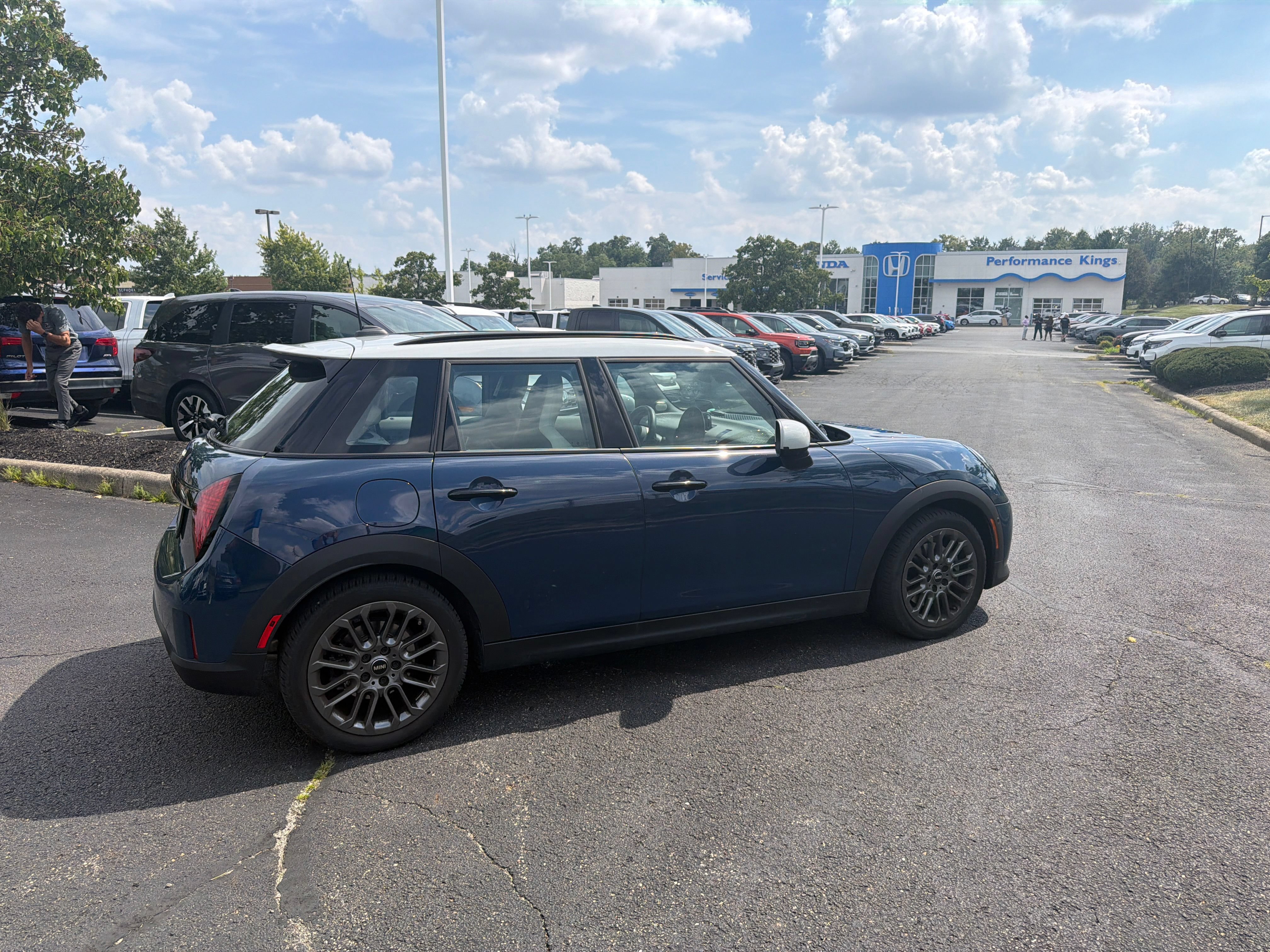 Used 2025 MINI Cooper S FWD image 18