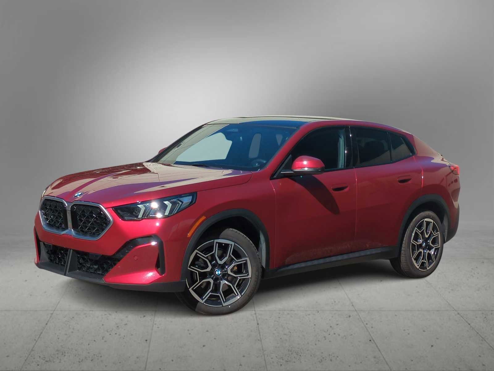 New 2025 BMW X2 xDrive28i w/ Convenience Package