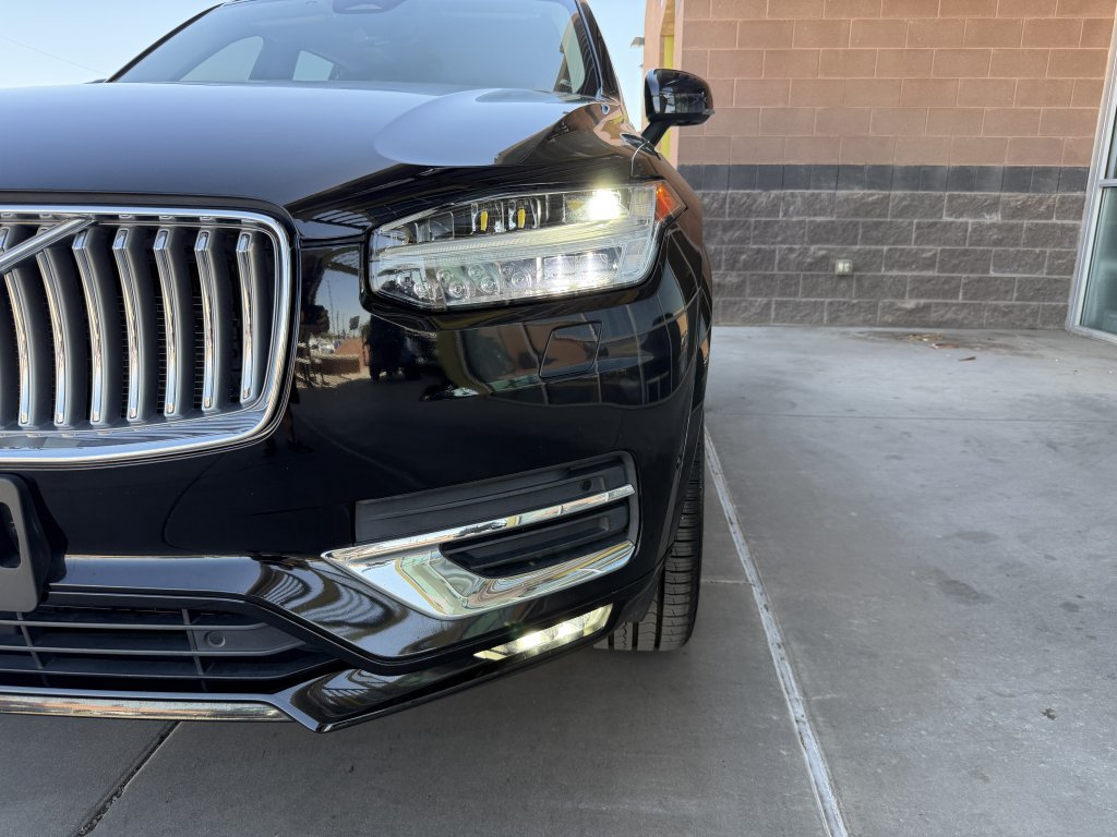 Used 2023 Volvo XC90 B6 Plus w/ Protection Package Premier AWD/4WD image 11