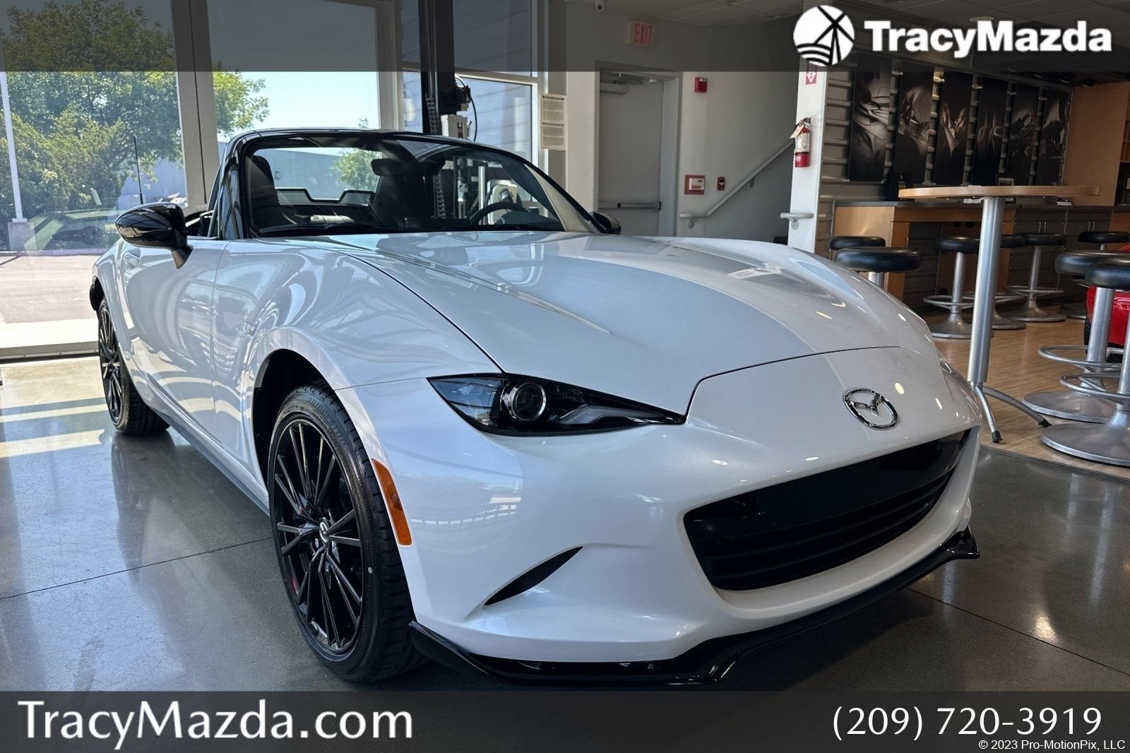 New 2026 MAZDA MX-5 Miata Club w/ Weather Package RWD image 1