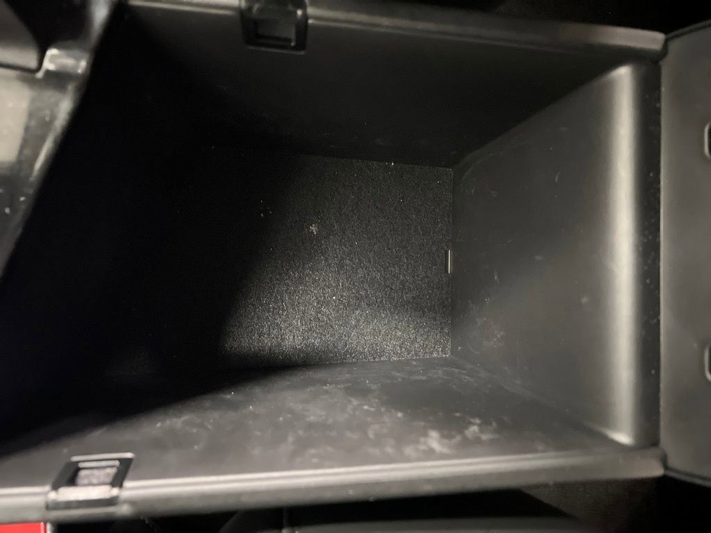 Used 2023 Hyundai Elantra Limited image 29