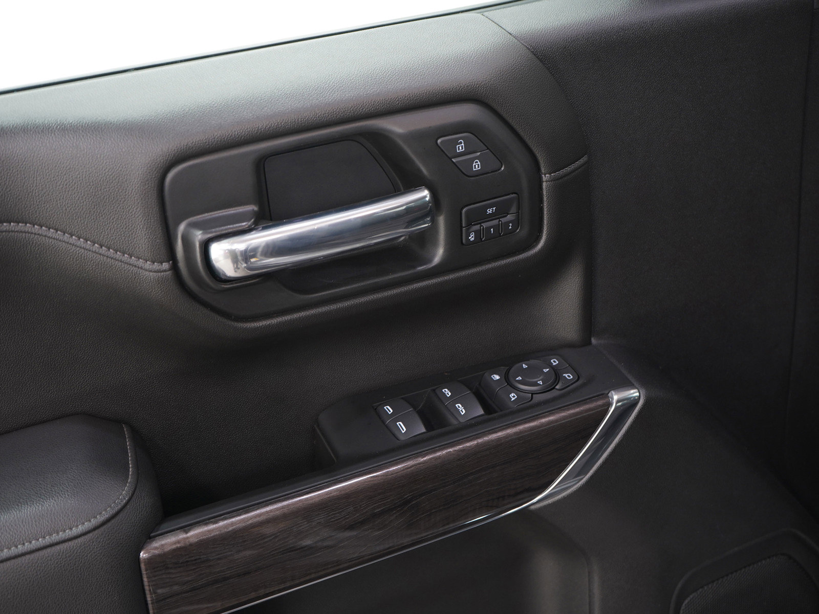 Used 2022 Chevrolet Silverado 1500 LTZ image 23