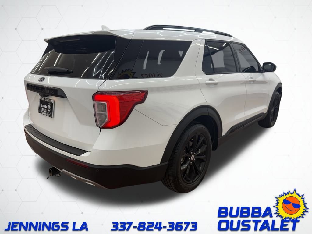 Used 2023 Ford Explorer XLT w/ Equipment Group 202A image 5