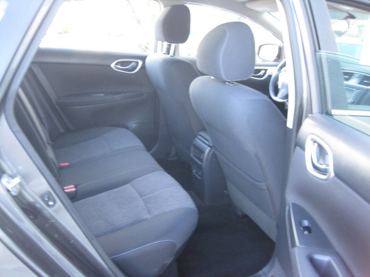 Used 2015 Nissan Sentra SV w/ Navigation Package image 26