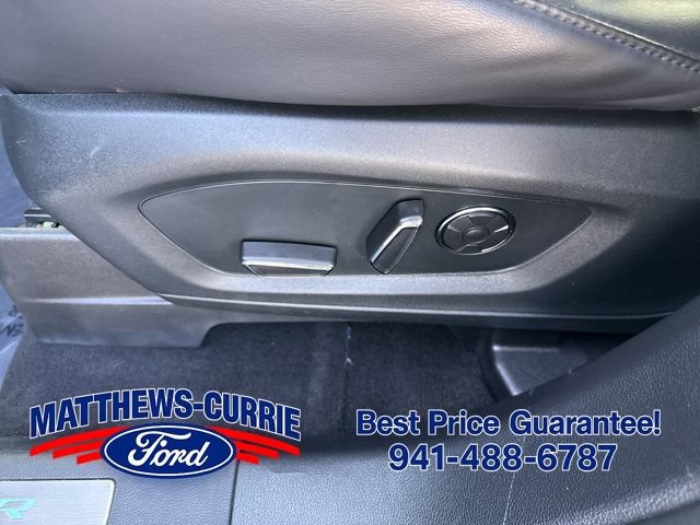 Certified 2020 Ford Explorer Platinum w/ Premium Technology Package AWD/4WD image 10