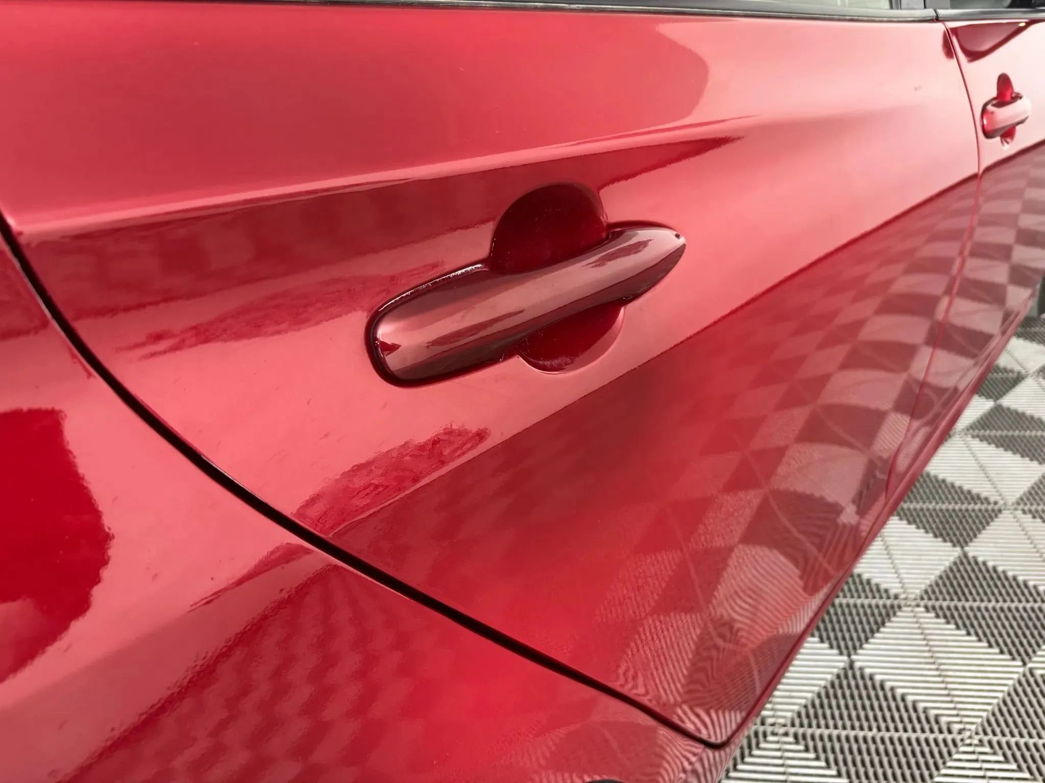 Used 2019 Toyota Prius XLE FWD image 32