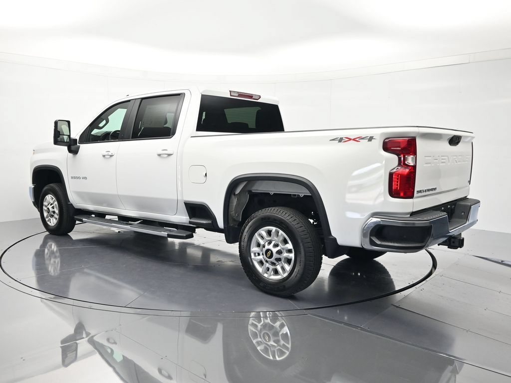 Used 2025 Chevrolet Silverado 2500 LT w/ Convenience Package AWD/4WD image 7