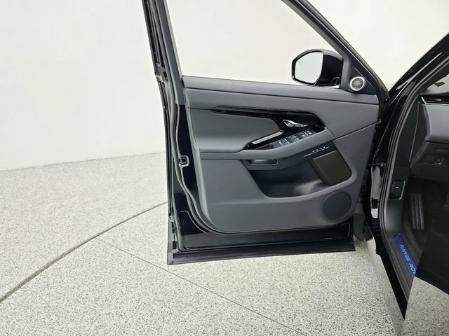 New 2026 Land Rover Range Rover Evoque S AWD/4WD image 27