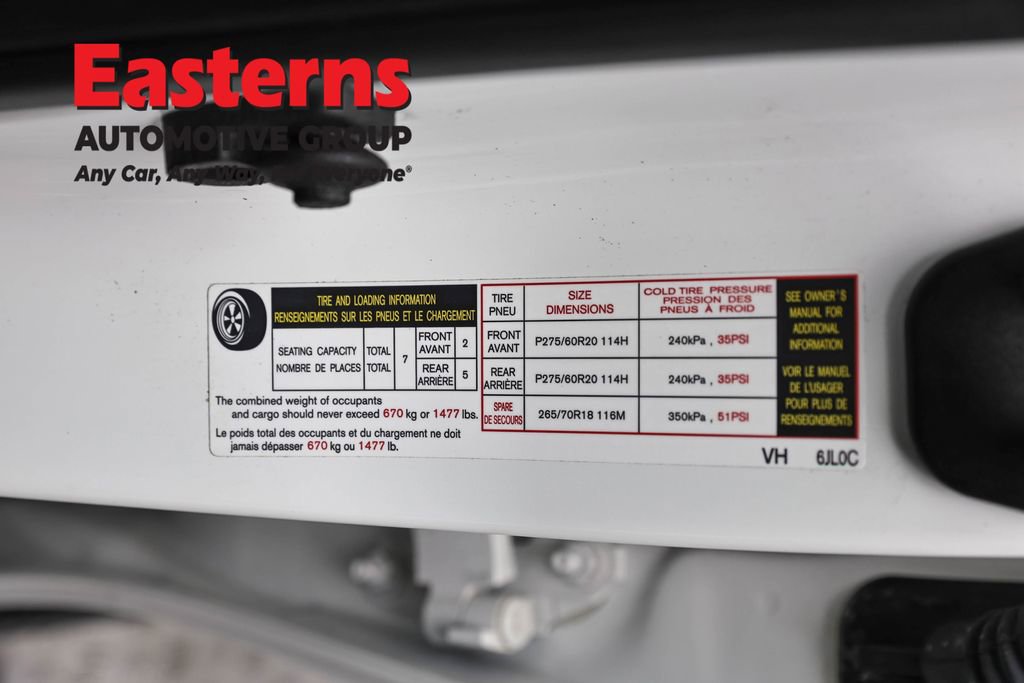 Used 2024 Nissan Armada SL w/ Captain's Chairs Package image 40