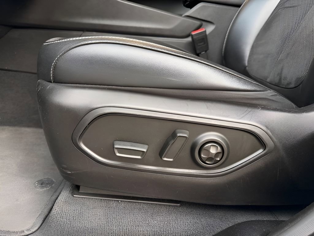 Used 2024 Jeep Grand Cherokee Altitude image 16