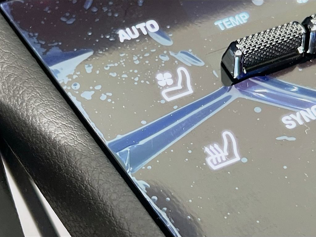 New 2026 Porsche Cayenne Coupe image 23