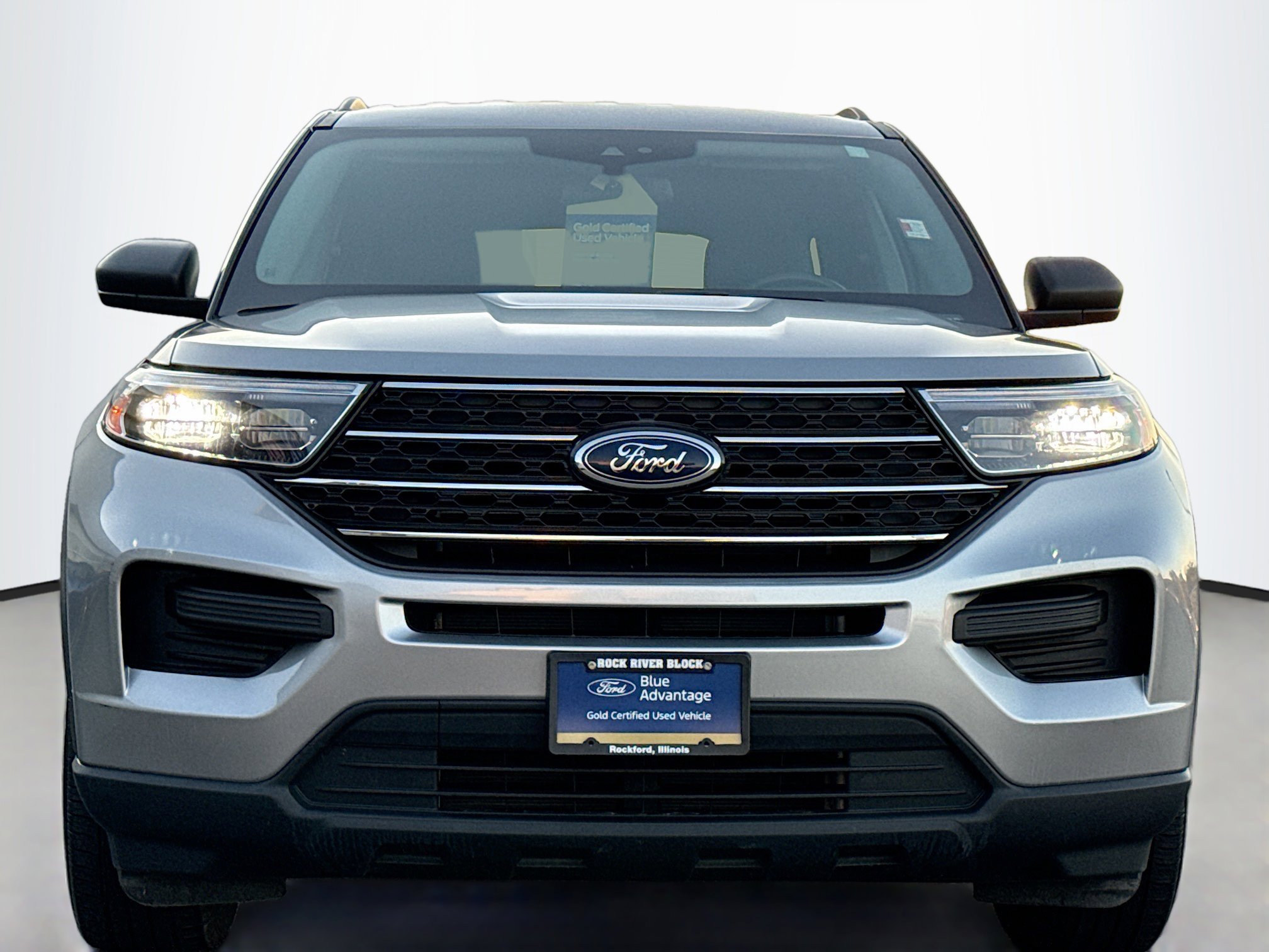 Certified 2023 Ford Explorer XLT w/ Class IV Trailer Tow Package image 17