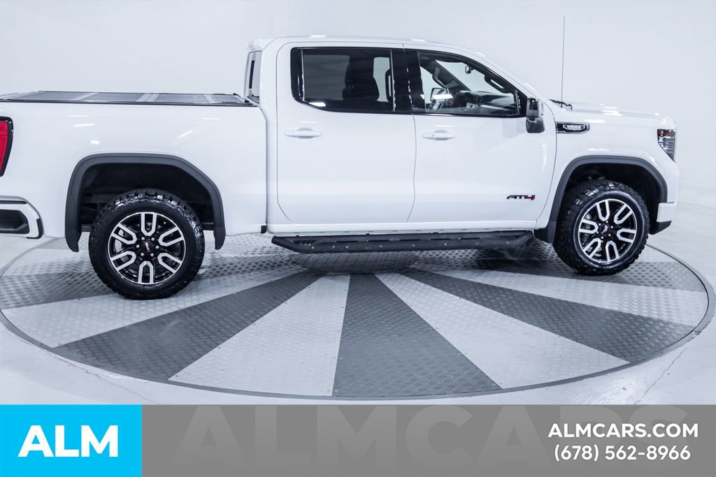 Used 2023 GMC Sierra 1500 AT4 w/ AT4 Premium Package AWD/4WD image 11