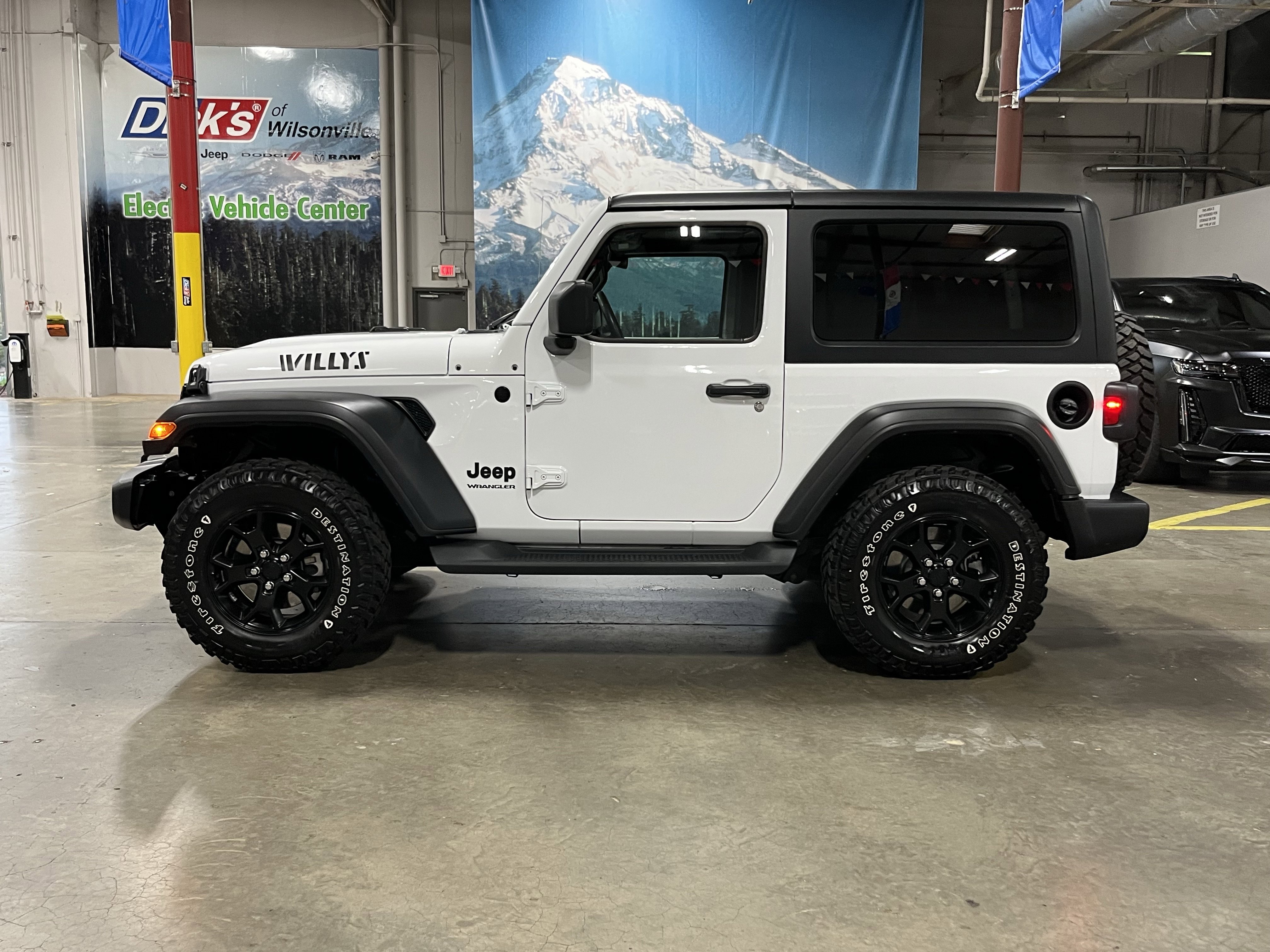 Certified 2022 Jeep Wrangler Willys image 2