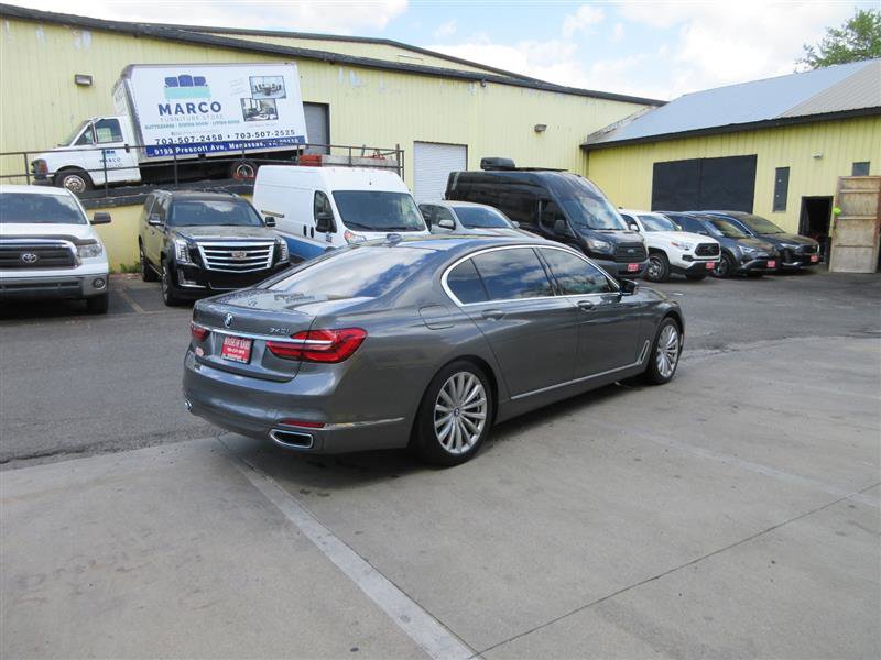 Used 2017 BMW 740i RWD image 8