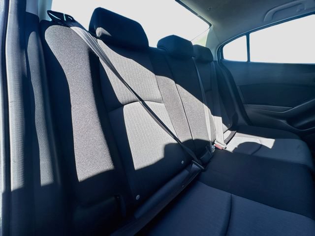 Used 2016 MAZDA MAZDA3 i Sport FWD image 29