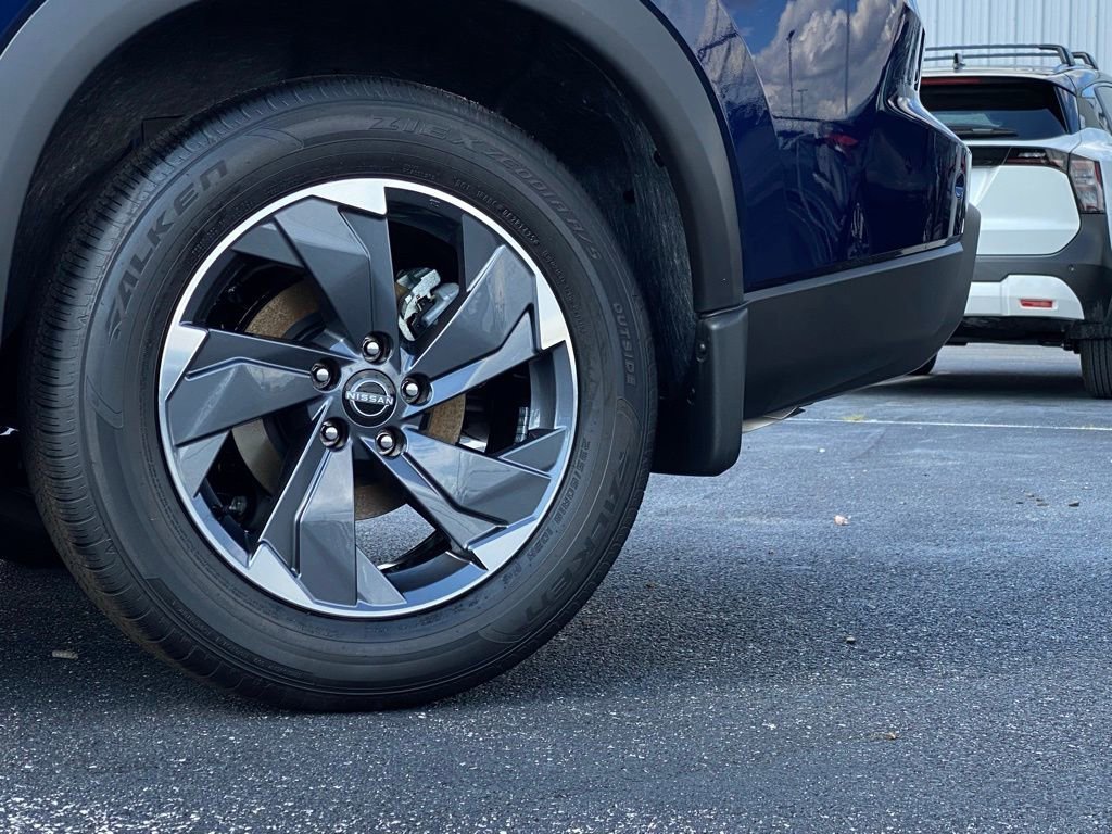 New 2026 Nissan Rogue SV image 37