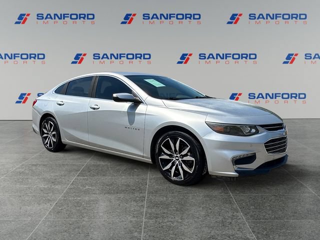 Used 2017 Chevrolet Malibu LT w/ Driver Confidence Package FWD image 7