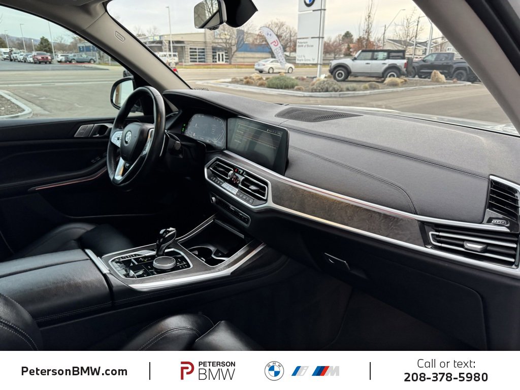 Used 2022 BMW X7 xDrive40i w/ Premium Package image 18