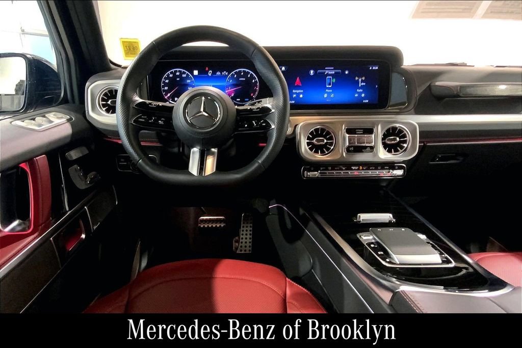 Used 2025 Mercedes-Benz G 550 image 8