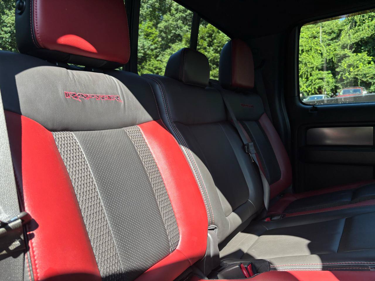 Used 2014 Ford F150 Raptor w/ Equipment Group 801A Luxury AWD/4WD image 26
