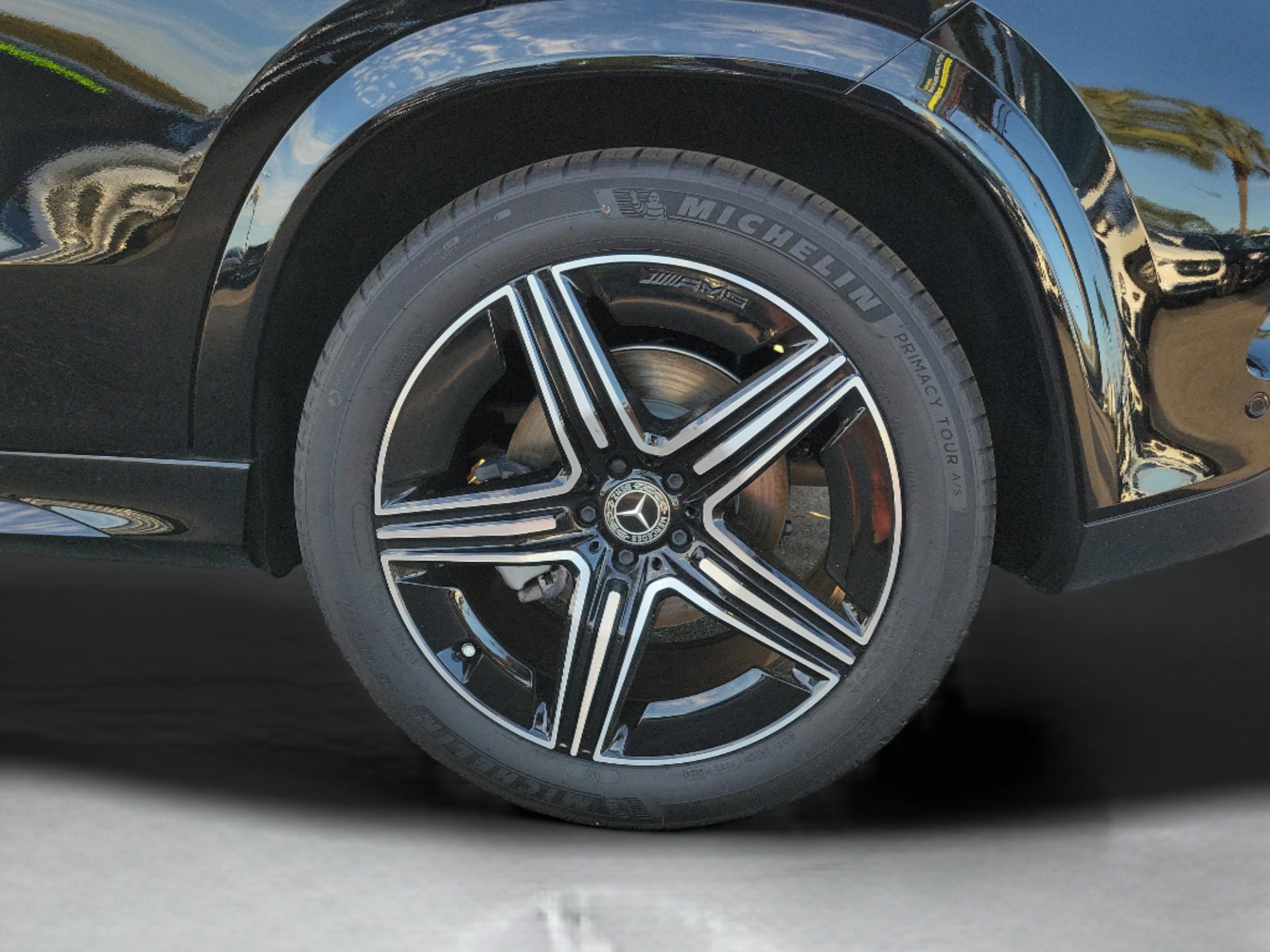 Certified 2025 Mercedes-Benz GLE 580 4MATIC image 5