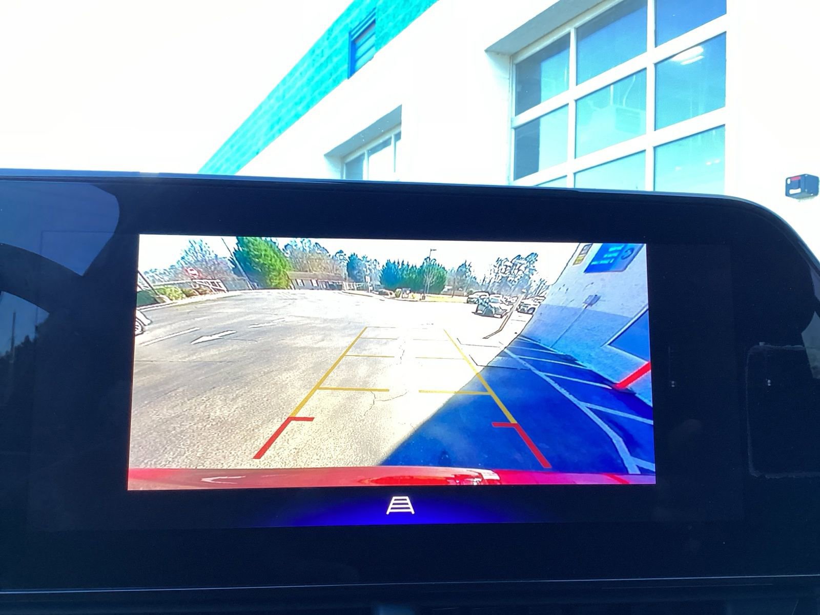 Used 2025 Chevrolet Trax LT image 15