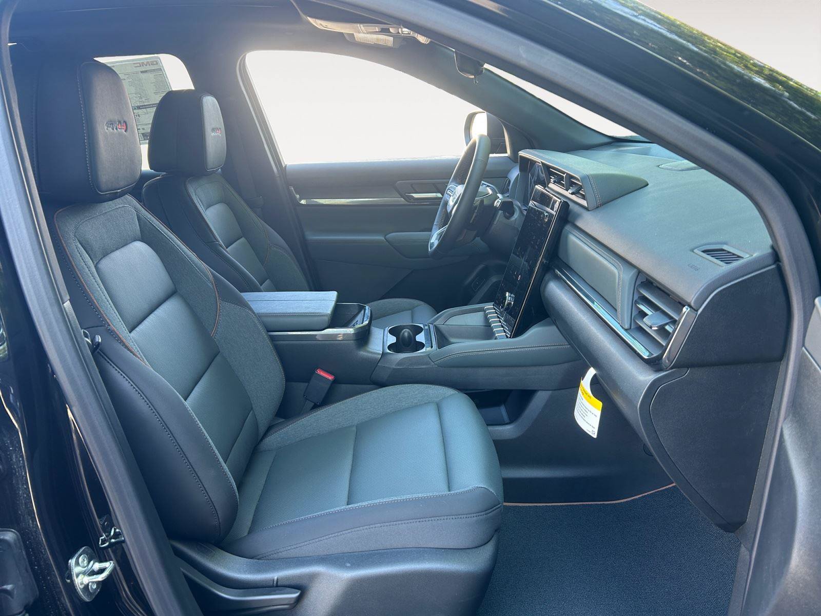 New 2026 GMC Terrain AT4 AWD/4WD image 15