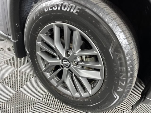 Used 2021 Nissan Rogue S FWD image 16