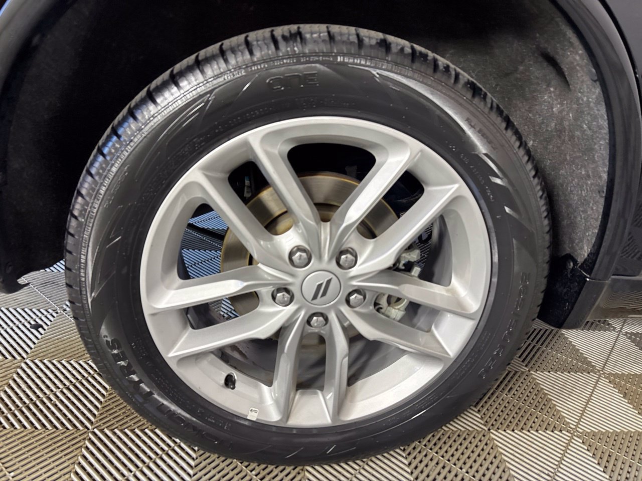 Used 2025 Dodge Durango GT AWD/4WD image 33
