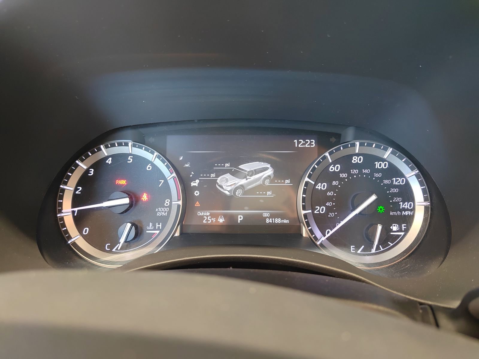 Used 2022 Toyota Highlander Platinum image 29