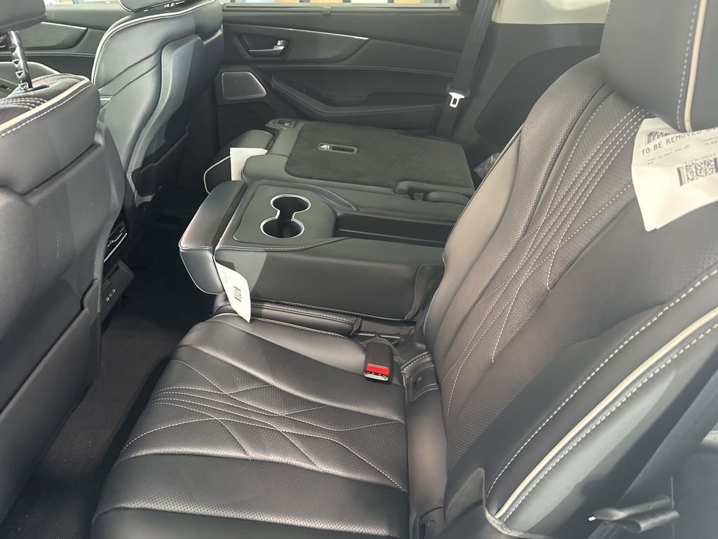 New 2025 Acura MDX SH-AWD image 14