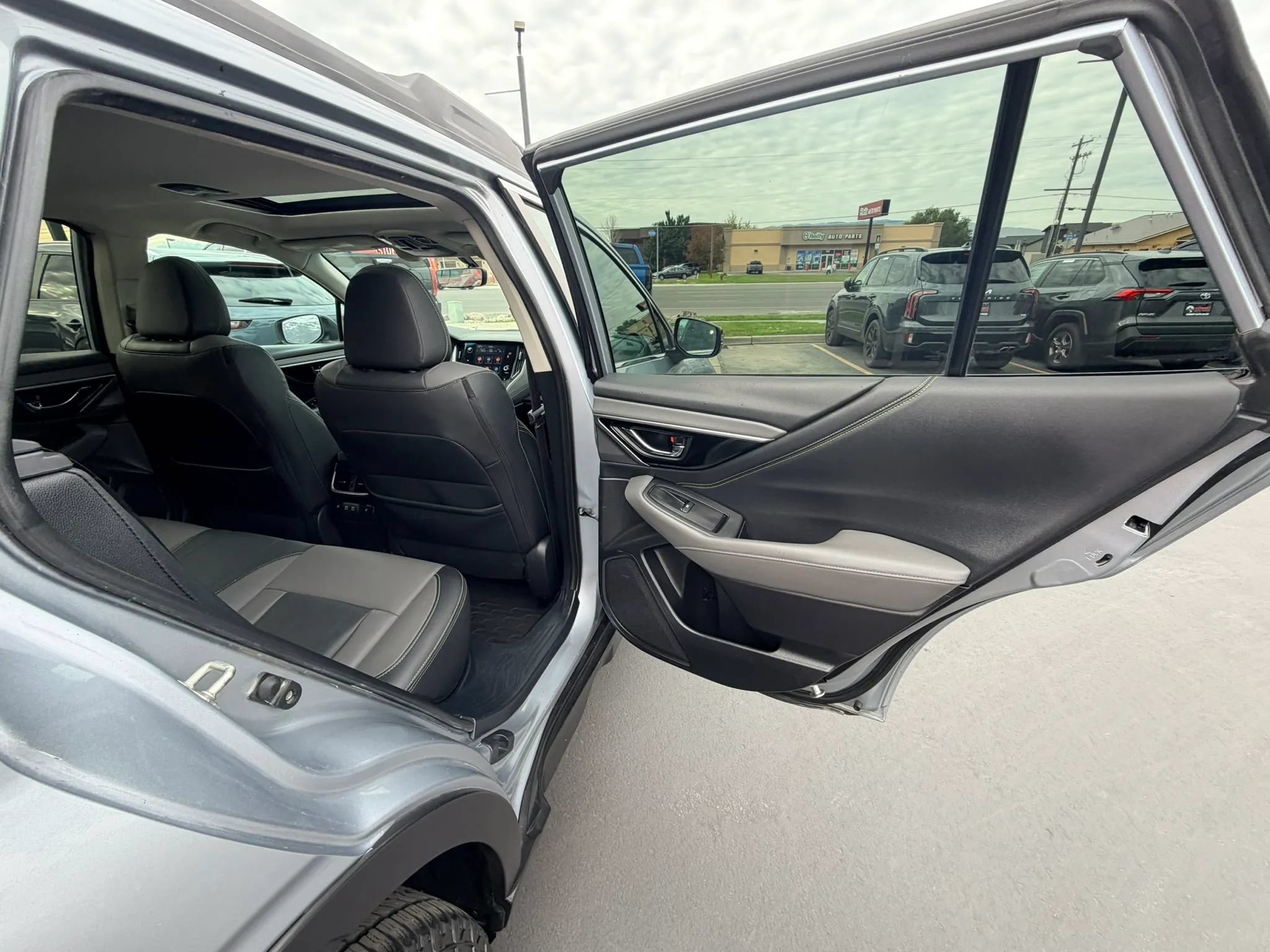 Used 2020 Subaru Outback Onyx Edition XT w/ Popular Package #2 AWD/4WD image 22