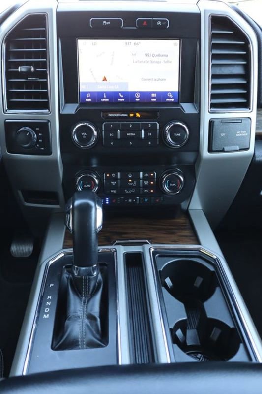 Used 2019 Ford F150 Lariat image 34