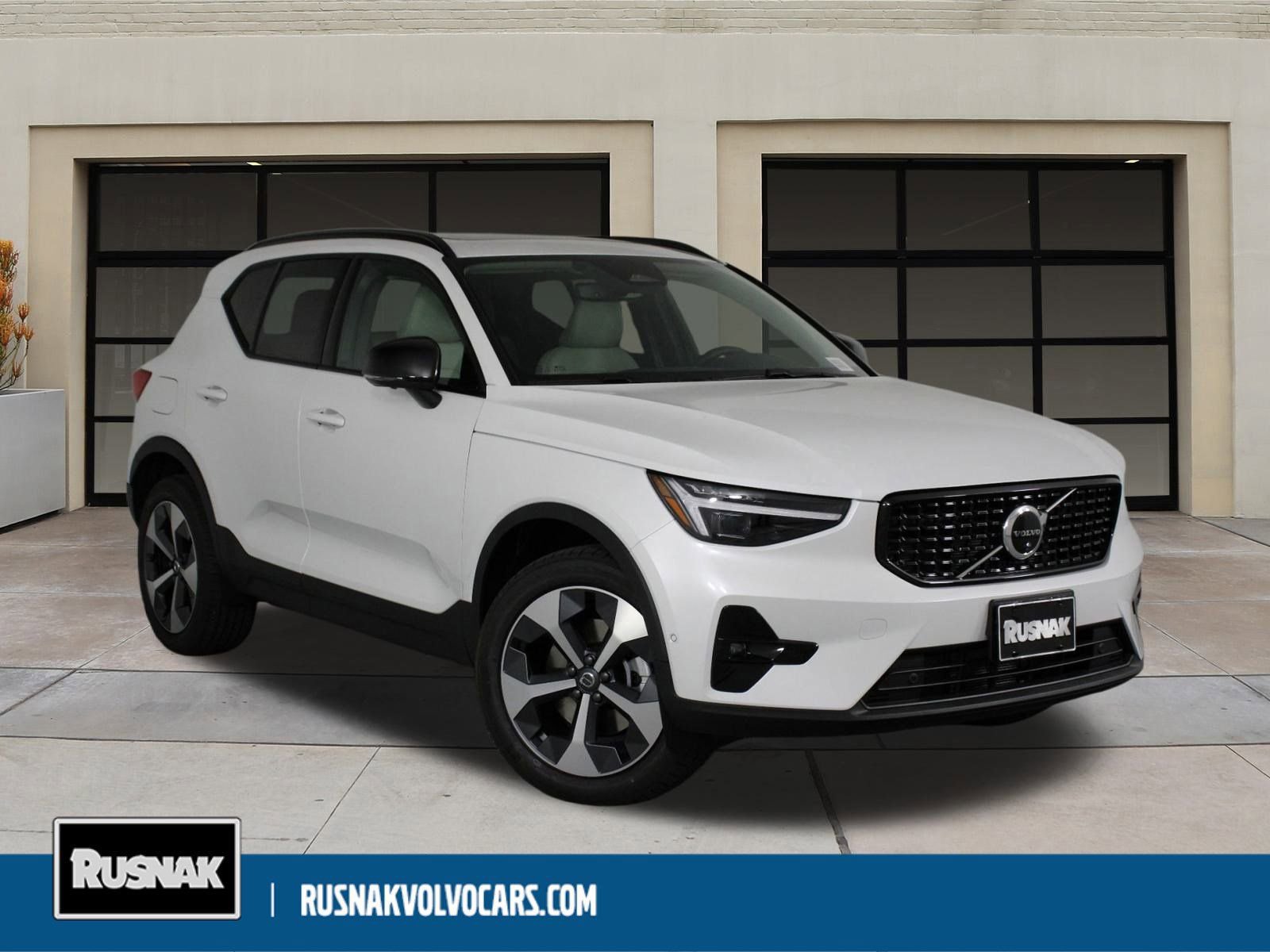 New 2026 Volvo XC40 B5 Plus w/ Climate Package AWD/4WD image 1