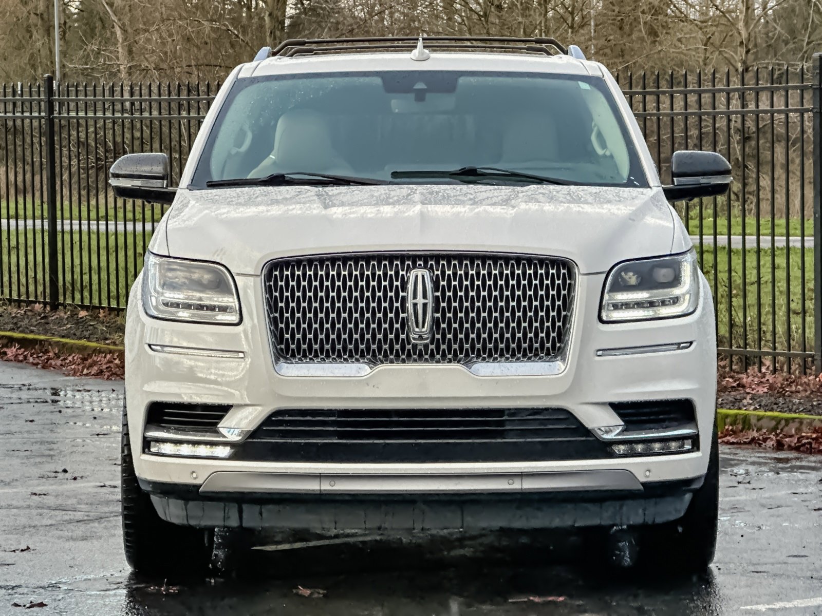 Used 2020 Lincoln Navigator L Reserve image 9