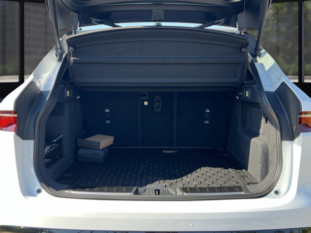 New 2026 Jaguar F-PACE R-Dynamic S image 18