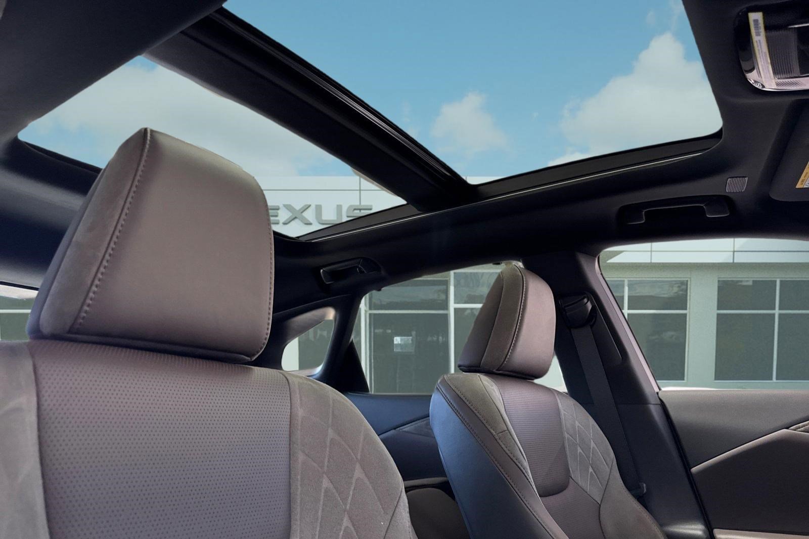 New 2026 Lexus RX 350h AWD/4WD image 16