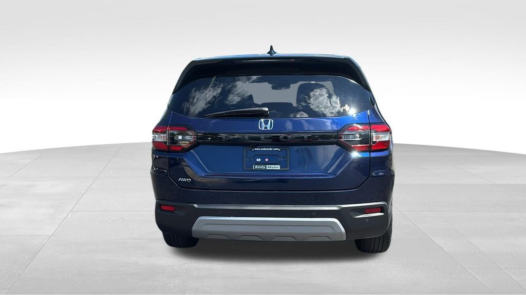 Used 2025 Honda Pilot EX-L image 6