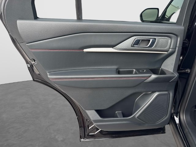 New 2027 Ford Explorer ST-Line w/ Premium Package RWD image 14