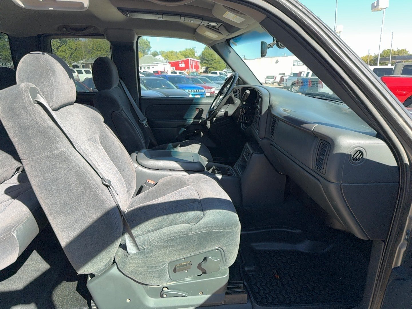 Used 2002 Chevrolet Silverado 1500 LS w/ Off-Road Pkg AWD/4WD image 19