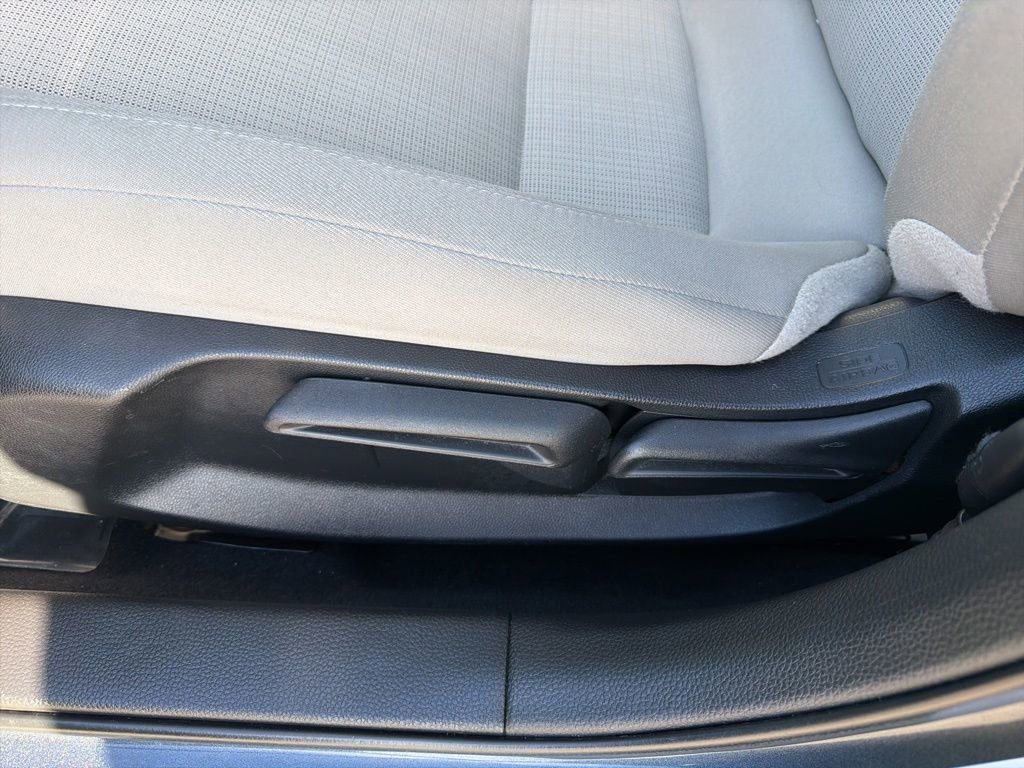 Used 2022 Honda Civic EX image 17