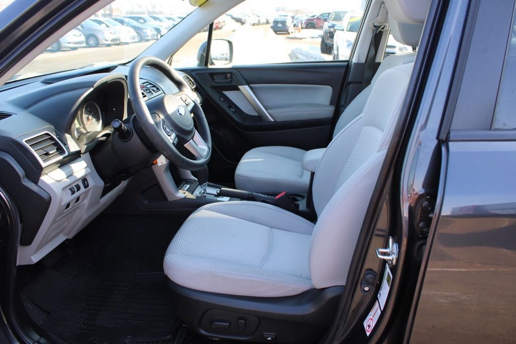 Used 2018 Subaru Forester 2.5i Premium w/ All-Weather Package image 15