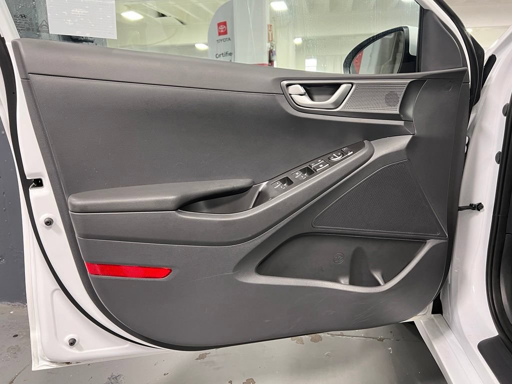 Used 2020 Hyundai Ioniq Blue FWD image 36